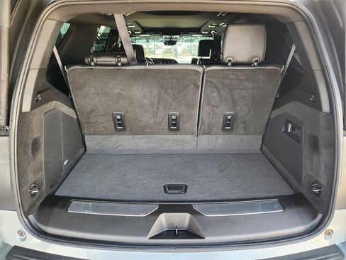 Used 2024 Cadillac Escalade Sport w/ LPO, ONYX Package image 32