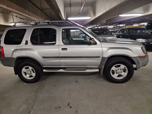 Used 2004 Nissan Xterra XE image 4