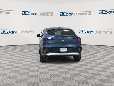 New 2026 Buick Envista Sport Touring w/ Convenience I Package FWD image 8