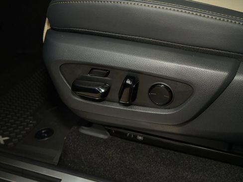 Used 2026 Lexus GX 550 image 26