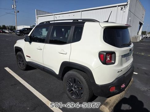 Used 2018 Jeep Renegade Trailhawk w/ UConnect 8.4 Nav Group AWD/4WD image 6