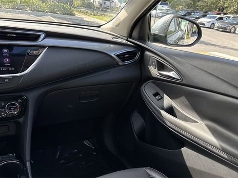 Used 2022 Buick Encore GX Select image 16