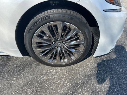 Used 2018 Lexus LS 500 w/ Interior Upgrade Package image 8