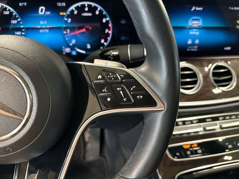 Used 2023 Mercedes-Benz E 350 Sedan image 17