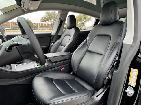 Used 2022 Tesla Model Y Performance image 25