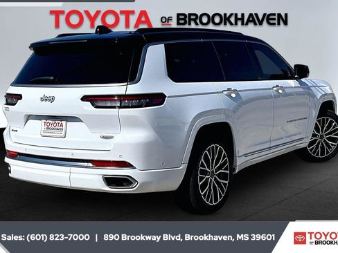 Used 2025 Jeep Grand Cherokee L Summit AWD/4WD image 12