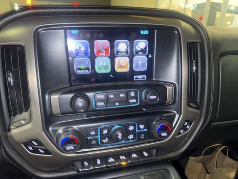 Used 2017 GMC Sierra 1500 Denali image 5