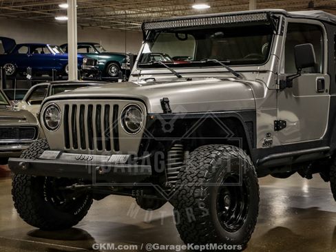 Used 2002 Jeep Wrangler SE AWD/4WD image 23