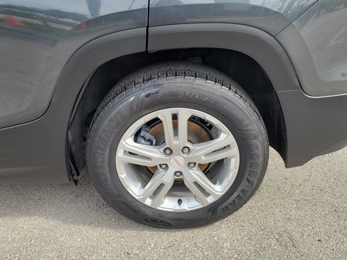 Used 2018 GMC Terrain SLE FWD image 11