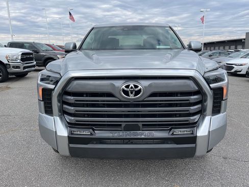 Used 2023 Toyota Tundra Limited image 2