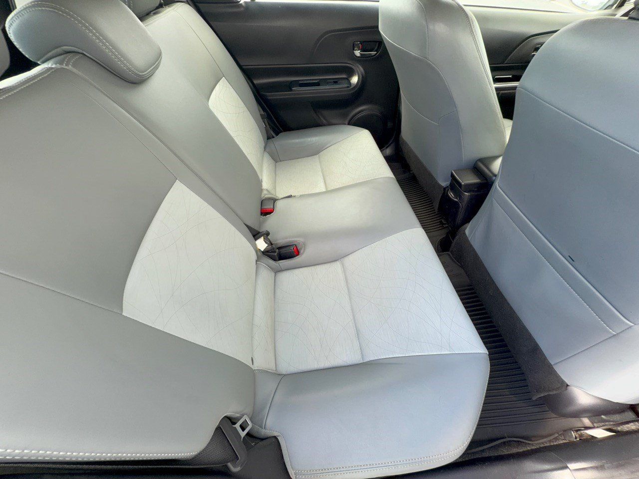 Used 2016 Toyota Prius C Four FWD image 29
