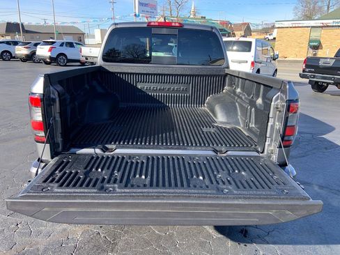 Used 2023 Nissan Frontier PRO-4X w/ Technology Package AWD/4WD image 7
