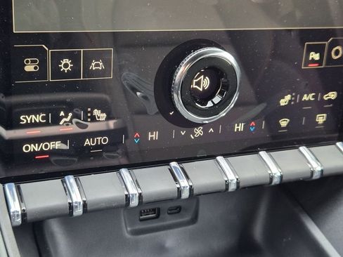 New 2026 GMC Terrain AT4 w/ Technology Package II image 24