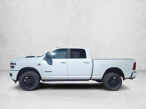 New 2026 RAM 2500 Laramie AWD/4WD image 4