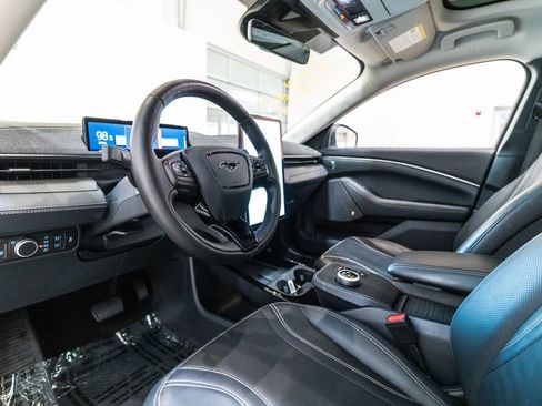 Used 2022 Ford Mustang Mach-E Premium RWD image 4