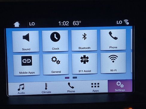 Used 2017 Ford Explorer XLT w/ Equipment Group 202A FWD image 25