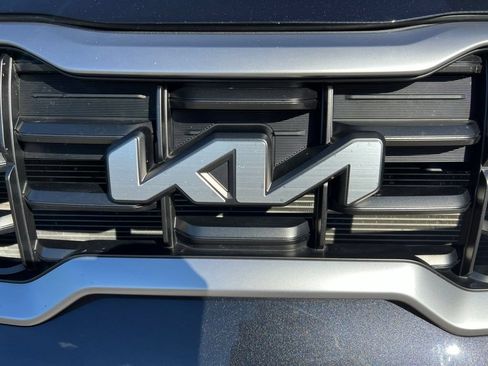 Used 2025 Kia Telluride S AWD/4WD image 16