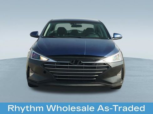 Used 2020 Hyundai Elantra SEL image 2