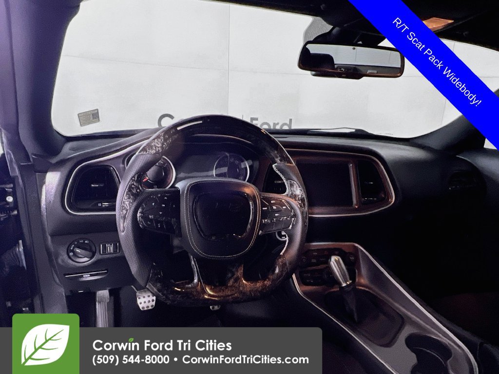 Used 2021 Dodge Challenger R/T Scat Pack RWD image 6