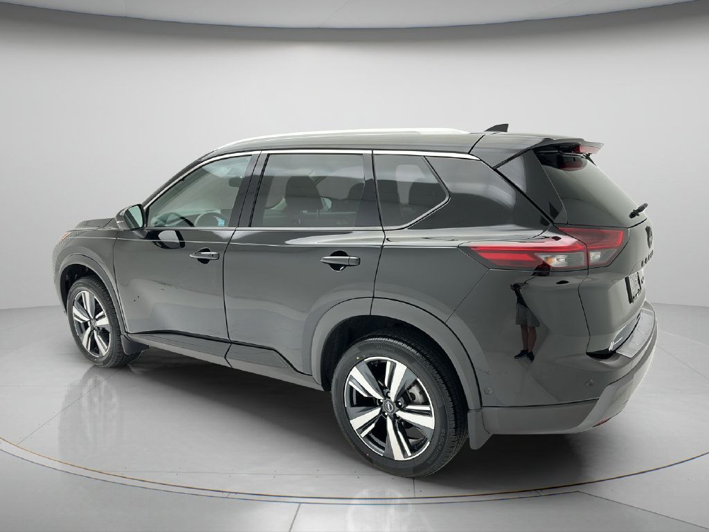 Used 2024 Nissan Rogue SL w/ SL Premium Package AWD/4WD image 4