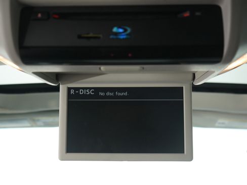 Used 2015 Toyota Sequoia Platinum image 27