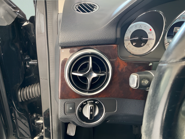 Used 2014 Mercedes-Benz GLK 350 2WD image 12