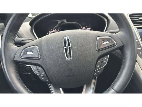 Used 2016 Lincoln MKX Reserve w/ Climate Package image 15