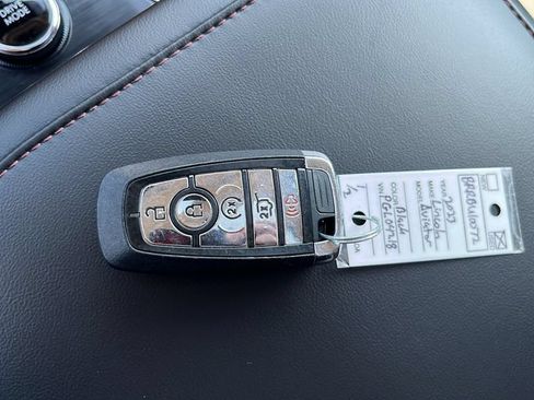 Used 2023 Lincoln Aviator Reserve w/ Equipment Group 201A AWD/4WD image 23
