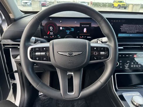 Used 2025 Genesis GV80 2.5T Standard AWD/4WD image 14