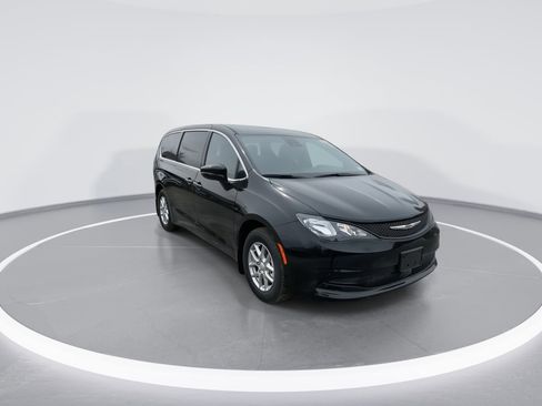 New 2026 Chrysler Voyager LX FWD image 2