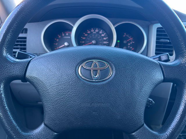 Used 2009 Toyota 4Runner SR5 RWD image 20