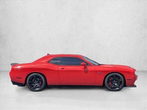 Used 2021 Dodge Challenger SRT Hellcat w/ Plus Package RWD image 4