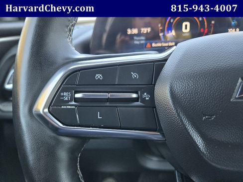 Used 2025 Chevrolet Traverse LT w/ Midnight/Sport Edition FWD image 19