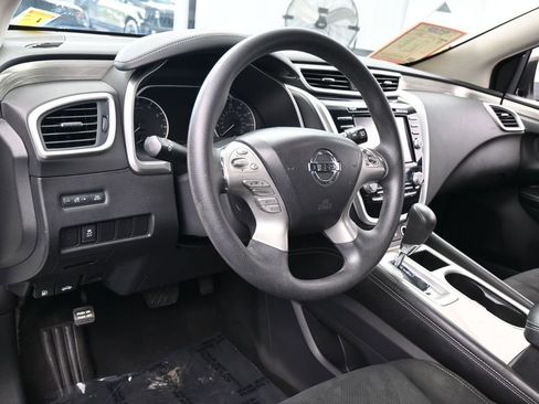 Used 2018 Nissan Murano S w/ Cargo Package FWD image 12