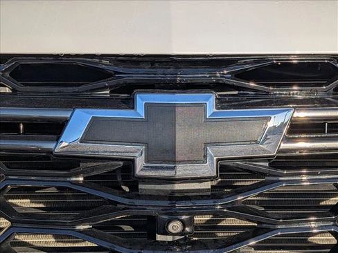 Used 2023 Chevrolet Traverse RS w/ LPO, Floor Liner Package image 23