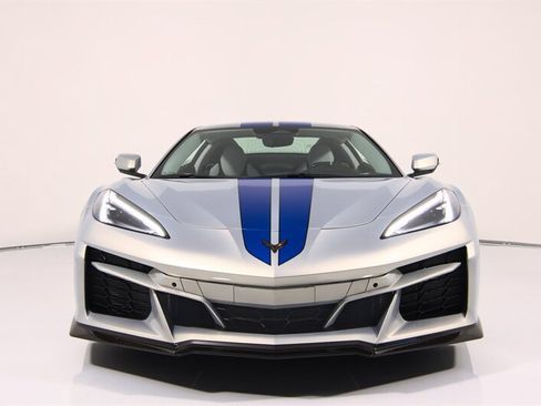 Used 2024 Chevrolet Corvette E-Ray AWD/4WD image 3