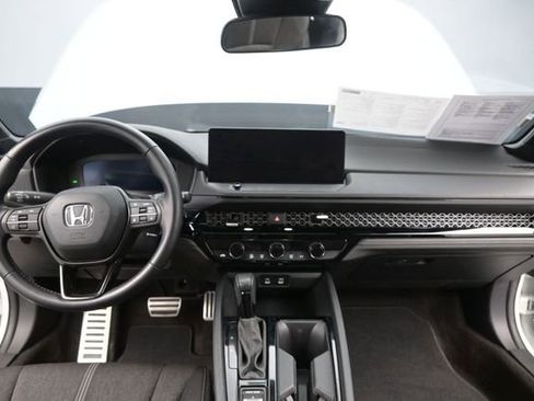 Used 2023 Honda Accord Sport image 23