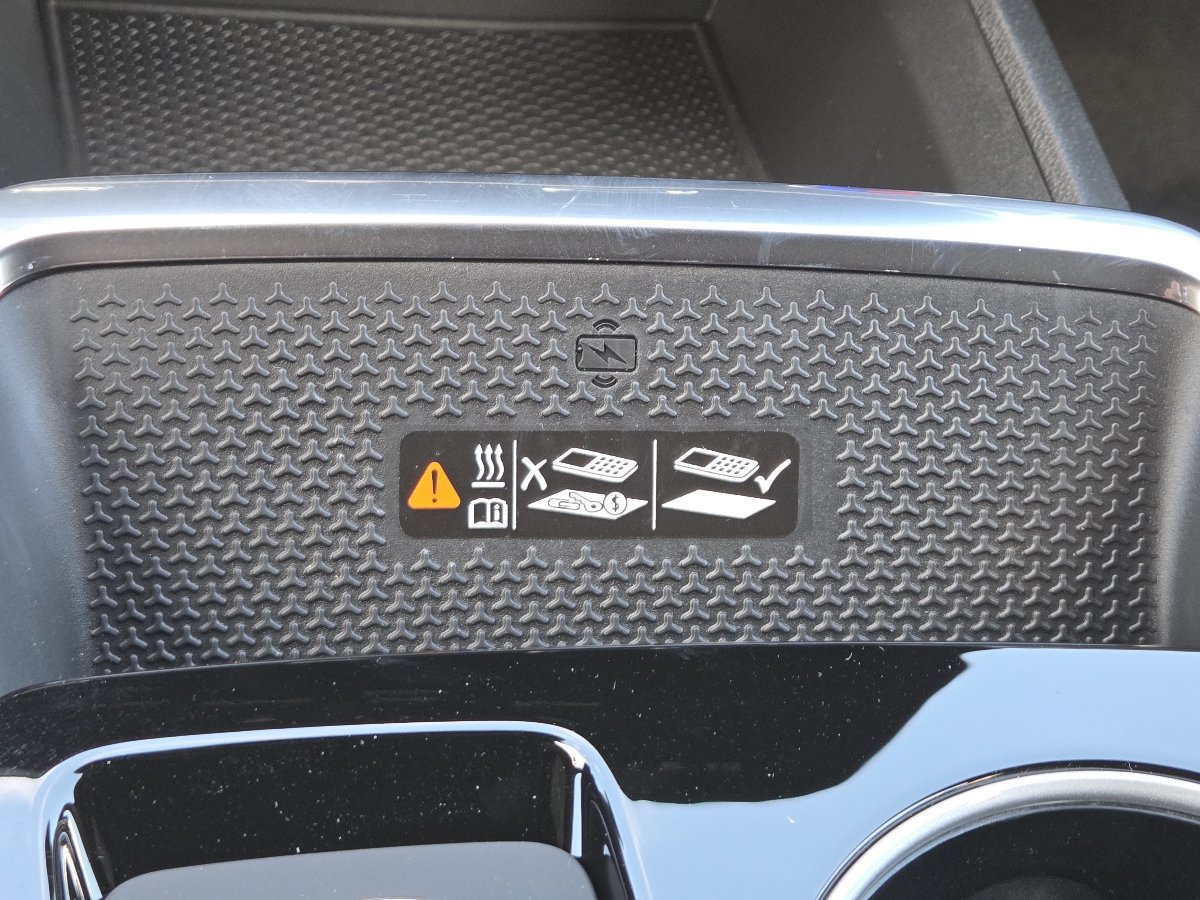 New 2027 Chevrolet Equinox LT w/ Convenience Package II FWD image 12