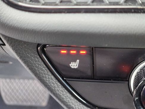 Certified 2025 Honda HR-V Sport image 24