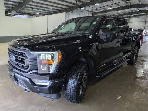 Used 2021 Ford F150 XLT w/ Equipment Group 302A High image 6