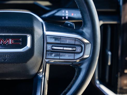 Used 2024 GMC Acadia Elevation w/ Black Edition image 28