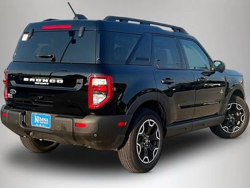 Used 2025 Ford Bronco Sport Outer Banks w/ Outer Banks Tech Package+ AWD/4WD image 6