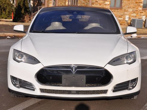 Used 2016 Tesla Model S 75D image 4
