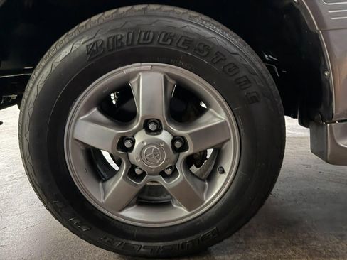 Used 2007 Toyota Land Cruiser image 31