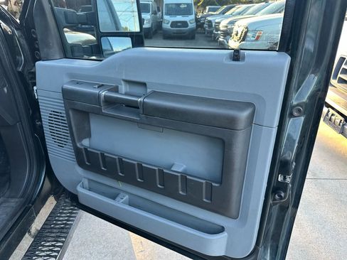 Used 2015 Ford F250 XL w/ Power Equipment Group image 15