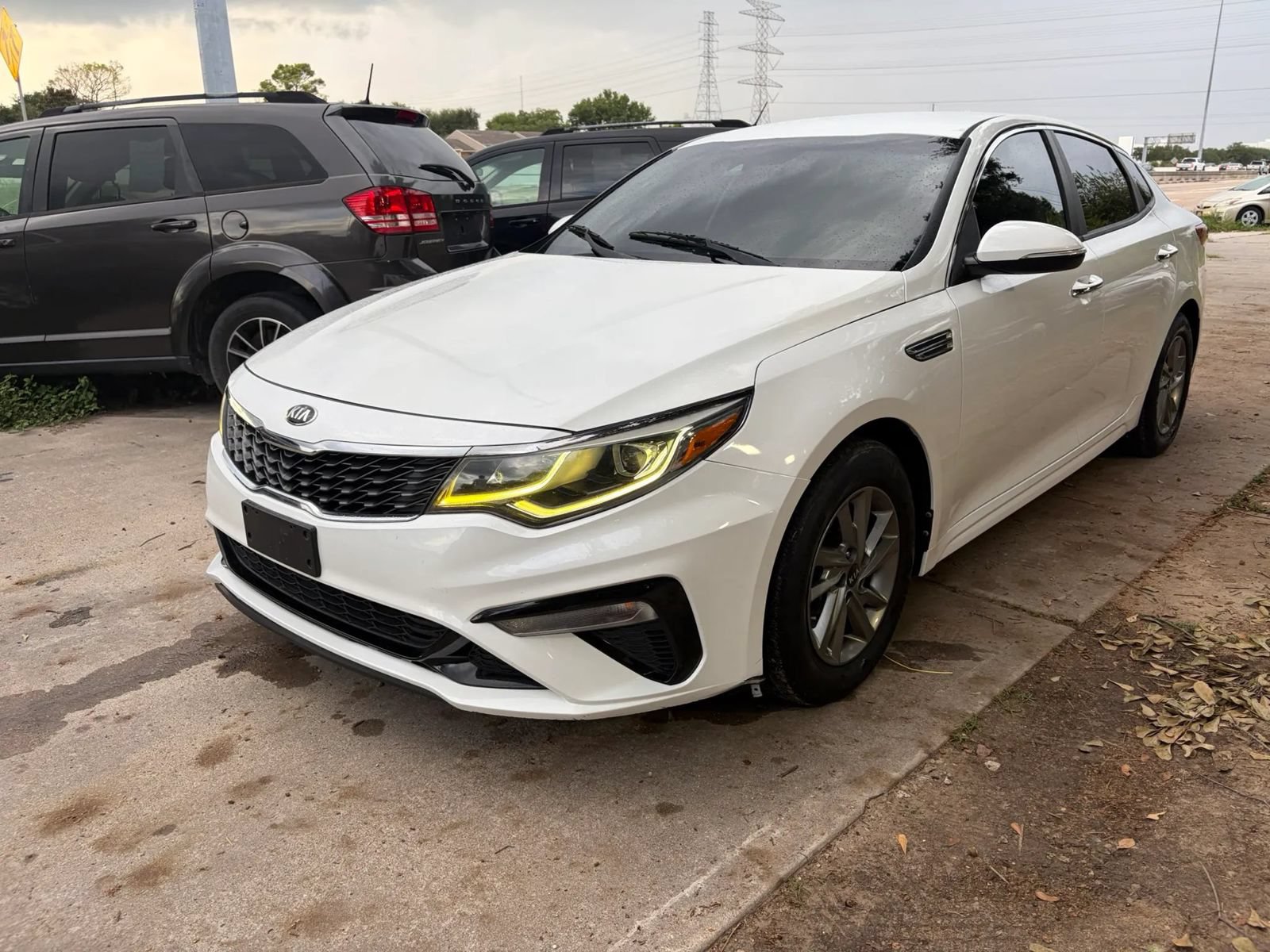Used 2019 Kia Optima LX FWD image 1
