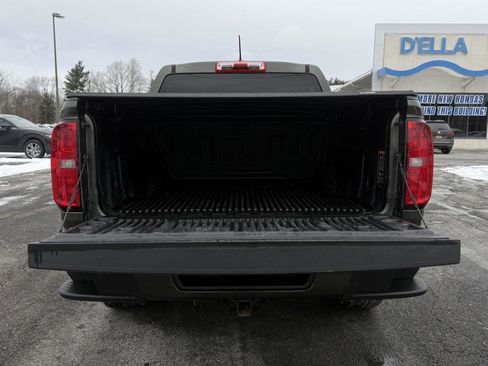 Used 2018 Chevrolet Colorado W/T w/ WT Convenience Package image 10