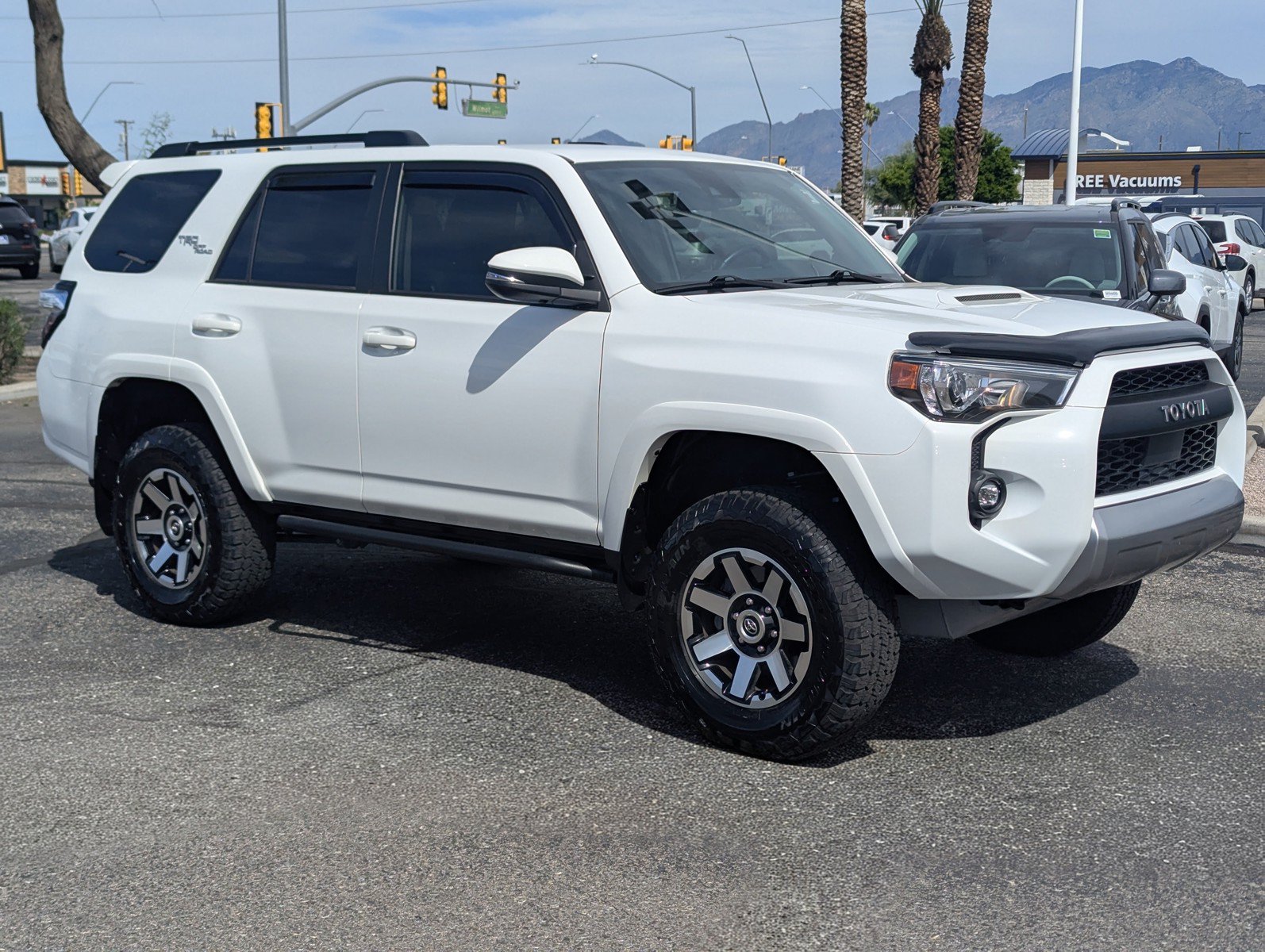 Used 2023 Toyota 4Runner TRD Off-Road Premium AWD/4WD image 1