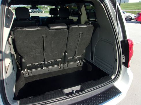 Used 2019 Dodge Grand Caravan SXT FWD image 21