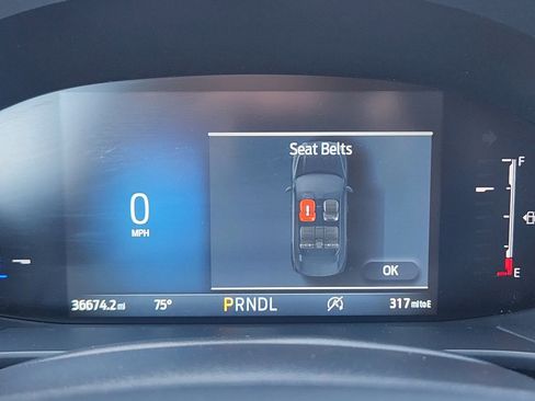 Used 2025 Ford Escape ST-Line Select AWD/4WD image 11